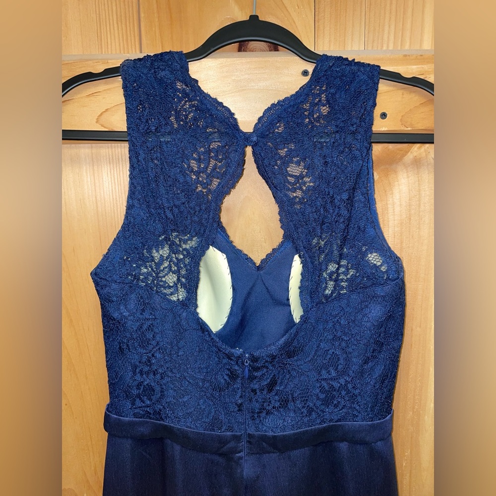 Belsoie Formal Dress - Picture 4 of 7